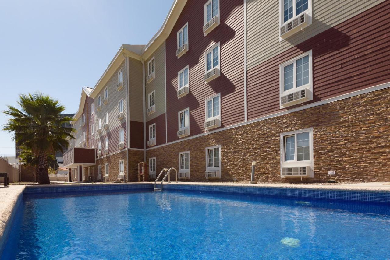Extended Suites Saltillo Galerias Ngoại thất bức ảnh