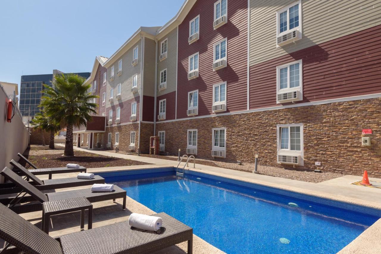 Extended Suites Saltillo Galerias Ngoại thất bức ảnh