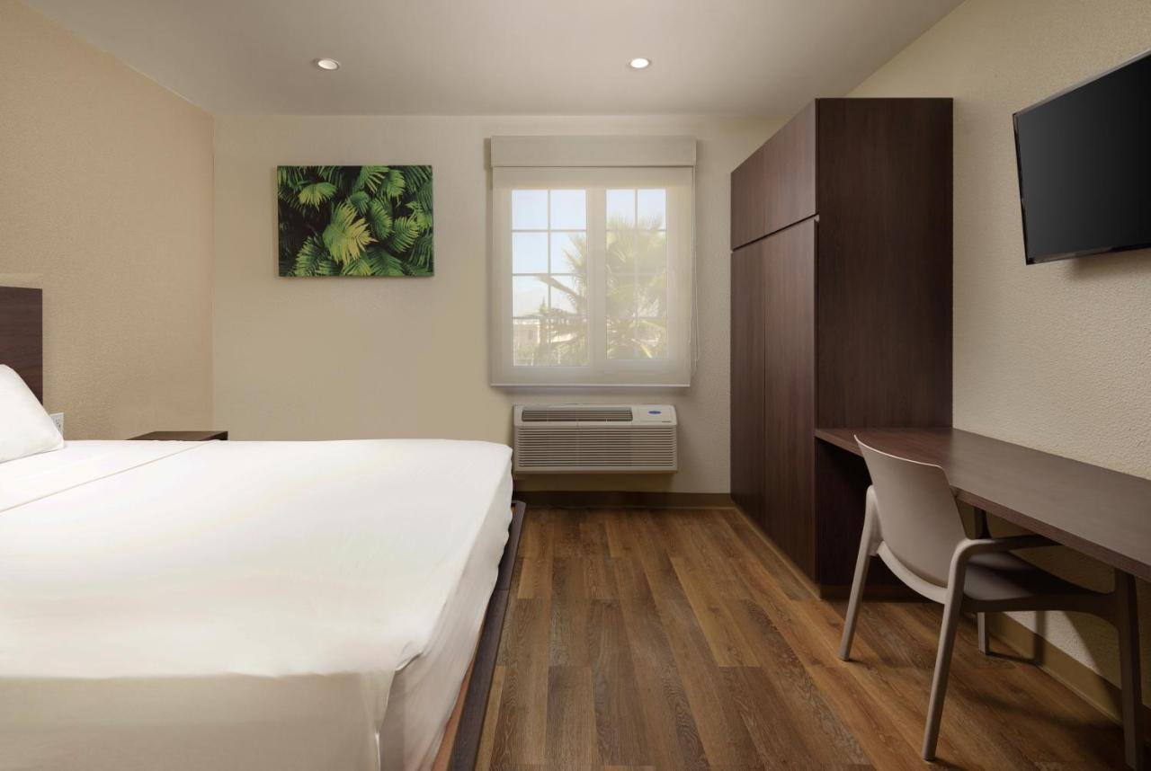 Extended Suites Saltillo Galerias Ngoại thất bức ảnh