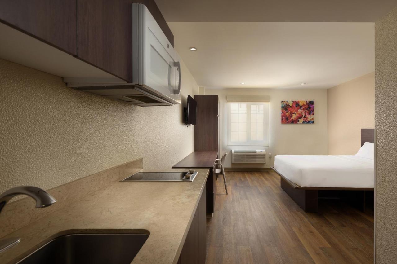Extended Suites Saltillo Galerias Ngoại thất bức ảnh