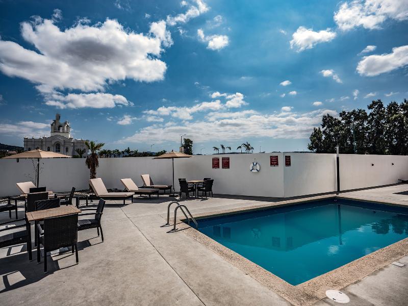 Extended Suites Saltillo Galerias Ngoại thất bức ảnh